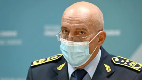 Postopek zoper Pavla Gantarja je sprožil generalni direktor policije 
Anton Olaj.