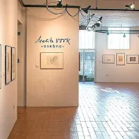 V Pilonovi galeriji Ajdovščina je na ogled  umetnost predlani umrle   
Melite Vovk.