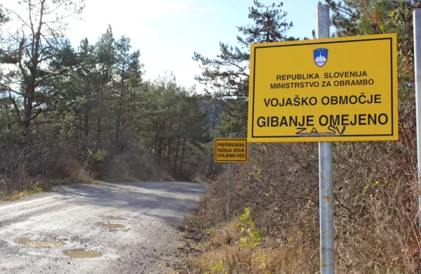 Postojnska občina bo letos s slabimi 147.000 evri nadomestila za 
uporabo osrednjega državnega  vadišča Poček obnovila pet odsekov lokalnih  cest. 