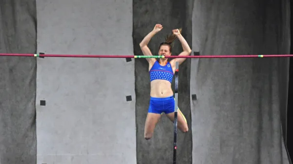 Tina Šutej je s 475 centimetri postavila novi državni dvoranski 
rekord.