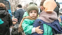 Separatistični voditelji samooklicanih republik na vzhodu Ukrajine so odredili evakuacijo tamkajšnjega civilnega prebivalstva v 
Rusijo. 