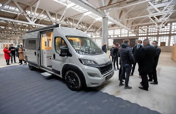Podjetje Tourne mobil z Vrhnike naj bi še letos v Pivko preselilo montažni del proizvodnje avtodomov in ga 
tudi nadgradilo.