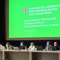 Razgreto o piranskem prostorskem načrtovanju: zeleno bi branili tudi z referendumom