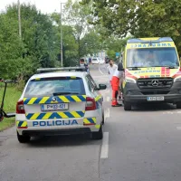 Na območju koprske policijske uprave je bilo lani v prometnih 
nesrečah udeleženih 12 voznikov e-skirojev, letos pa dva.
