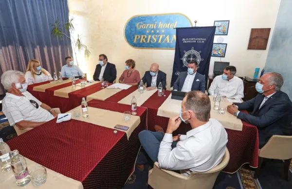 Koprski klub Propeller se med epidemijo ni povsem ustavil.