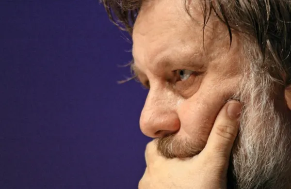 &ldquo;Rusija posiljevalec, Ukrajina nemočna žrtev&rdquo;