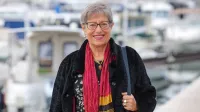 Dr. Tanja Rener o današnjem času in mnogih  razvitih družbah, tudi 
slovenski: “Teptamo demokratične standarde, ker jih lahko. Kdo 
nam kaj more? Svobodni mediji? Kaj je že to?”