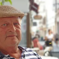 Jože Haber danes;  v Čevljarski ulici v Kopru.