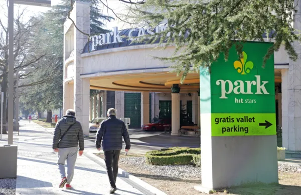 Zaposleni v Hitu niso zadovoljni s predlagano novelo zakona o 
igrah na srečo, ki drastično liberalizira slovenski igralniški trg in ga 
odpira tujcem. 