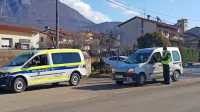 Danes bodo policisti na vašo hitrost prežali skoraj za vsakim 
ovinkom in vogalom.