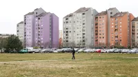 V nedeljo zvečer naj bi v enem od stanovanj v središču Nove Gorice 
prišlo do prepira,  med   katerim  je ženska  z  nožem  napadla  
partnerja.