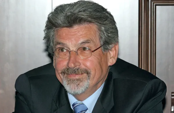 Nekdanji diplomat Mirko Cigler
