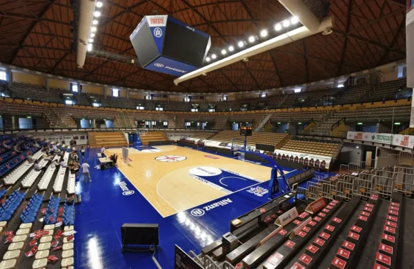 Tržaška dvorana Allianz bo gostila prvi polfinalni izbor Evrovizije, 
na katerem bo nastopila tudi slovenska skupina LPS