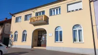 Z novim odlokom se pogoji za imenovanje direktorja bistriške 
Komunale ožajo.