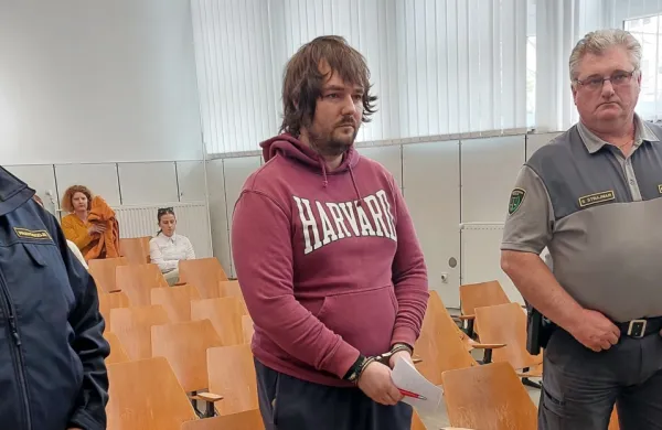 Danes se je začelo sojenje Sebastienu Abramovu