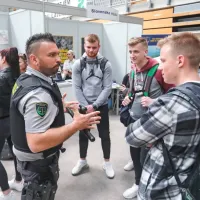 Veliko mladih je pritegnila stojnica, na kateri so svoj poklic 
predstavili pravosodni policisti. 

 