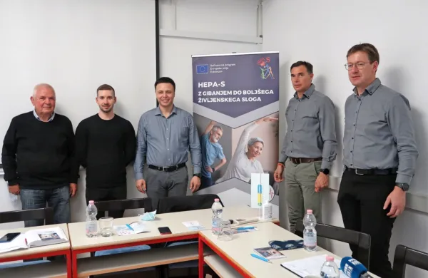 Z mednarodnim projektom bodo v Ajdovščini omogočili brezplačno vadbo tudi starejšim od 65 let z zdravstvenimi težavami. 
