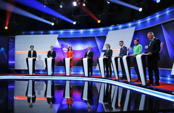 Javna objava podatkov o premoženju  lahko služi tudi povečanju zaupanja javnosti v javne funkcije.