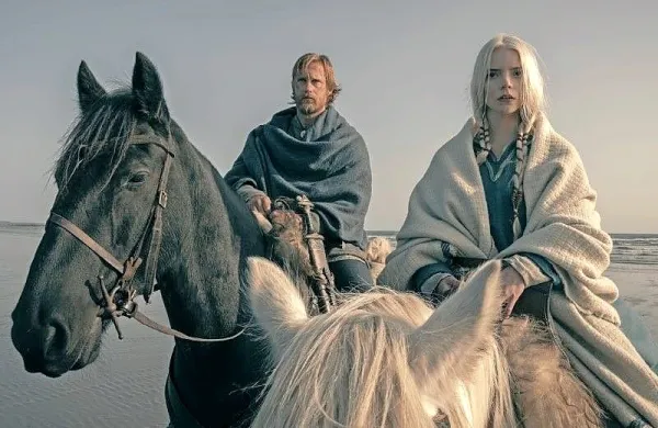 Roberta Eggersa je k ideji o filmu o vikingih napeljal Alexander Skarsgård, ki igra tudi 
glavno vlogo brutalnega princa maščevanja Amletha. Malce ga omehča le Anya 
Taylor-Joy v vlogi Slovanke Olge.