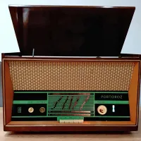 Nonin radio z gramofonom