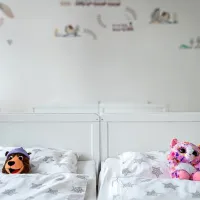 Pričakali so jih s palačinkami, igračami in pisemcem