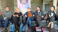 Del ekipe Razparača: dramaturg Rok Andres, režiserka Nataša 
Barbara Gračner ter igralci Jure Rajšp, Blaž Popovski in Arna 
Hadžialjević. 