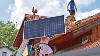 Zaradi podražitev elektrike se je zanimanje za postavitev malih 
sončnih elektrarn tako povečalo, da je Eko skadu že marca 
zmanjkalo denarja za subvencioniranje teh naložb. 
