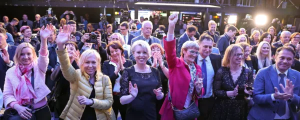 Koliko bodočih ministrov je bilo na povolilni zavabi Svobode?