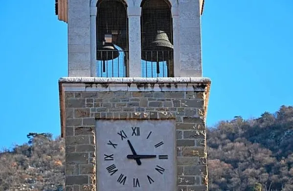 Po 11. januarju so včeraj znova zasegli zvonove iz dolinske 
cerkve.