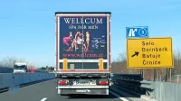Na  spletni strani   Wellcuma   lahko preberemo,  da klub nima nič 
skupnega z običajnimi bordeli. Ponuja erotično izkušnjo v najboljšem pomenu besede in popolno zadovoljitev najbolj skrivnih 
erotičnih želja. Nedavno  so  vstopnino dvignili  na 90 evrov.   