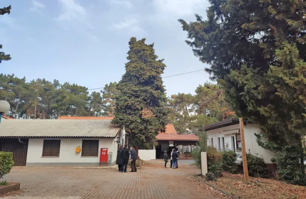 V nastanitvenem centru na Debelem rtiču je  bilo v začetku tedna  približno 90  ukrajinskih beguncev.