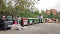 Vaški ekološki otok na Gažonu je že dalj časa tarča ekološko 
neosveščenih gradbenikov, ki tja vozijo vsakovrstne gradbene 
odpadke. 