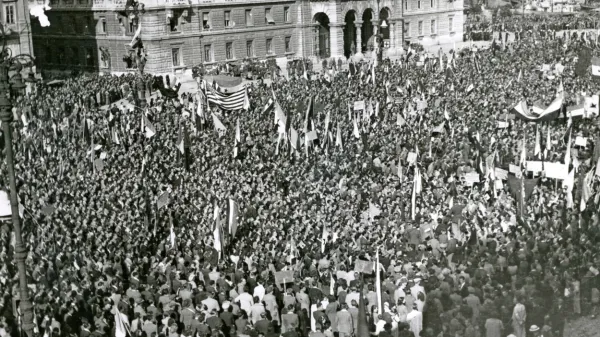 3. maja 1945 je v Trstu potekala prva množična manifestacija.