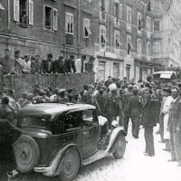 1. maja 1945 na Trgu sv. Jakoba v Trstu.