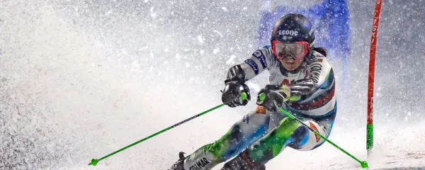 Ali ženski, ki se piše Slokar, ne bi smeli reči Slokarjeva?