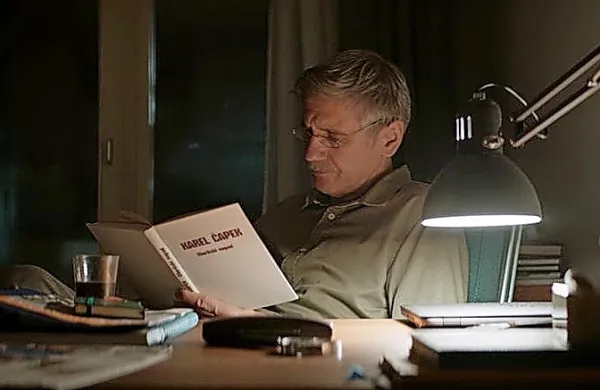 Radoš Bolčina je zelo dobro ujel skromen in pohleven značaj 
glavnega protagonista v Inventuri Borisa Robiča.