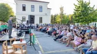 40-letnico nove šolske stavbe in 170-letnico šolstva na Košanskem so obeležili z bogato prireditvijo. 