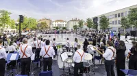 Odprtje parka so z nastopi pospremili En Big Band, Obalni 
komorni orkester, solistka Kristina Čok in dirigent Patrik Greblo, 
Plesna šola Fiona, Art studio Portorož in  JK Soul.