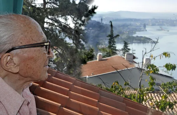 Pisatelj je  doma na Kontovelski rebri imel svoj Trst na dlani. 