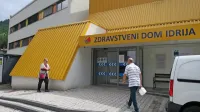 Od junija do konca avgusta bosta v Zdravstvenem domu vsem 
občanom na voljo le dve nadomestni ambulanti.