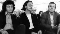 Leta 1988 so bili v prvi vileniški vrsti Péter Esterházy,  Peter Handke in Fulvio Tomizza, 
za osrednjim   pa je fotograf v objektiv ujel tudi  Ludwiga Hartingerja.  