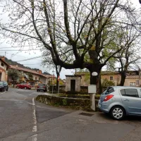 V Sežani s pomočjo zadolževanja že kar dolgo prenavljajo 
kanalizacijo v Stari vasi.