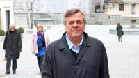 Jutri ob 19. uri bo v lapidariju Pokrajinskega muzeja na Pogovoru 
ob branju gostoval najpomembnejši slovenski sodobni pisatelj 
Drago Jančar.