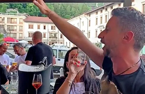Odkriti fašizem za nekatere očitno nima negativne konotacije. 