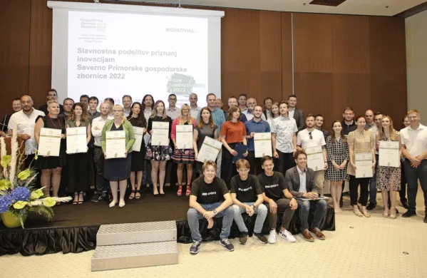  

V Hitovi Perli so včeraj podelili pet zlatih, enajst srebrnih in tri bronasta priznanja za najboljše inovacije v regiji v letu 2022. 