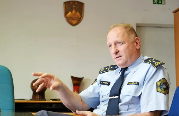 Na čelu novogoriške policijske uprave je Evgen Govekar že dober 
mesec, pred tem pa je od leta 2006  vodil sektor uniformirane 
policije.