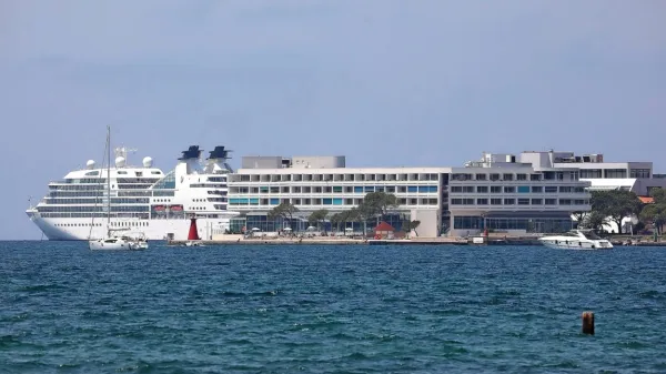 Hotel Histrion je res kapitanova kabina