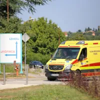 Evropska zdravstvena kartica ne krije prevoza z reševalnim 
vozilom v domovino.