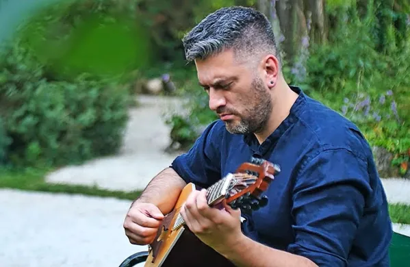 Gost Festivala Sanje bo tudi eden   najvidnejših predstavnikov 
novega sevdaha, Damir Imamović.