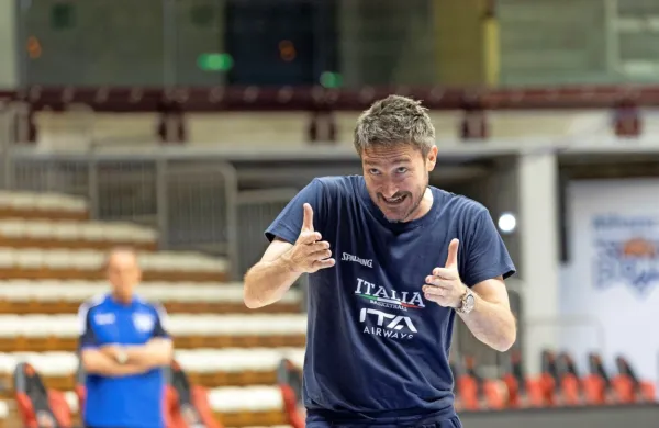 Gianmarco Pozzecco je šele drugi Tržačan na klopi moške članske 
italijanske košarkarske reprezentance.